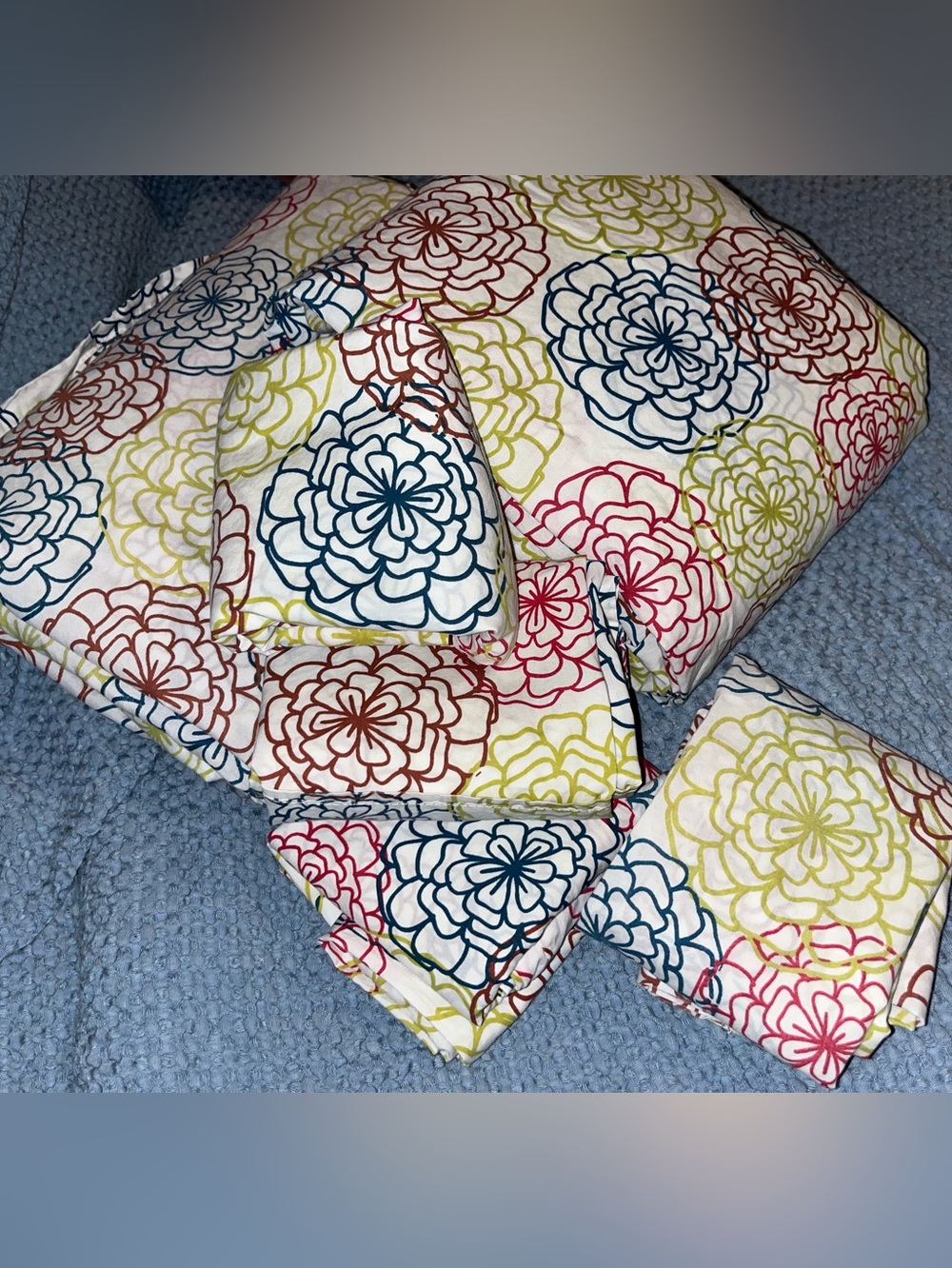 LOFT ~ Multicolor Floral 💯 Cotton Bedding ~ 6 Pieces